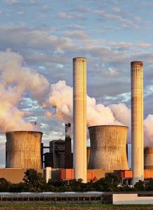 Read more about the article Pallet Racking vs. Shelving: Which Is Right for Your Warehouse?